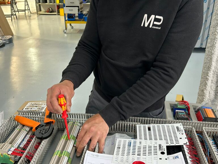Todo lo que hemos aprendido tras el apagón en MP CONTROL